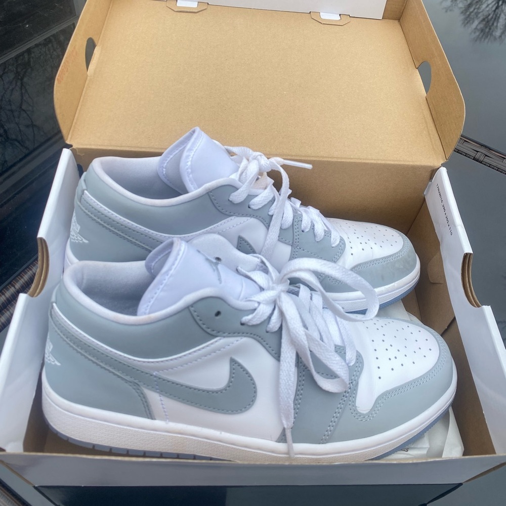 wmns air jordan 1 lowtop